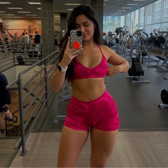 NWT Gym Shark Set ( M) - Picture 3 of 10